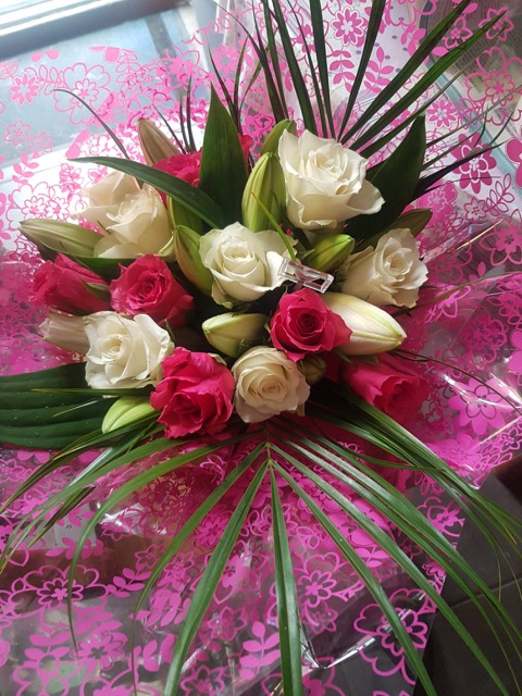 Gift04.jpg